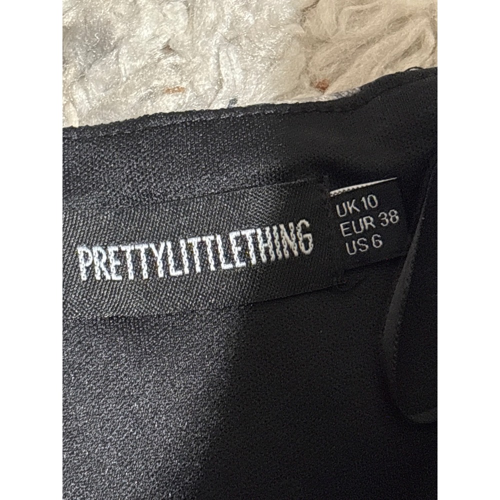 PrettyLittleThing Bodysuit US 6 grey Leopard Print Snap faux leather NWOT - Picture 2 of 6
